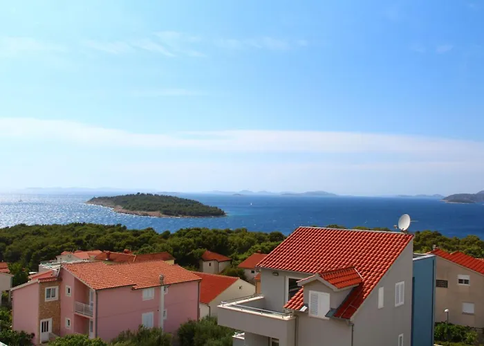 בית הארחה Belvedere Bilo 3*